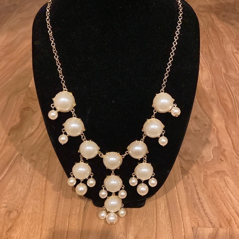 Statement Necklace Gold Tone Pearl